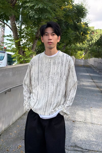 【 Giusto 】交錯直條紋細密薄針織上衣5