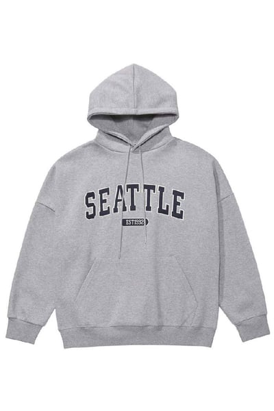 【 Giusto 】胸前英文布標連帽上衣4