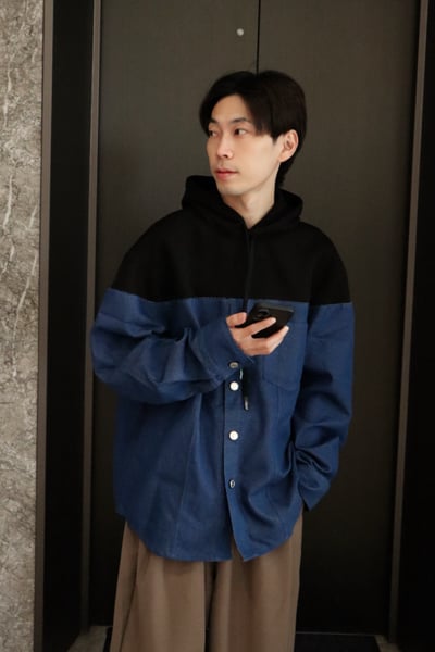 【 Giusto 】異布拼色牛仔連帽襯衫外套8