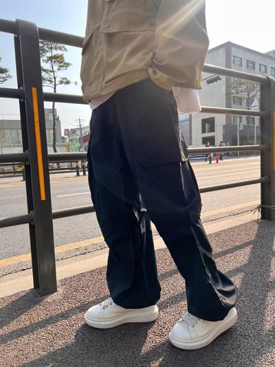 【 Giusto 】皺摺尼龍布大口袋個性寬褲 - 極薄5