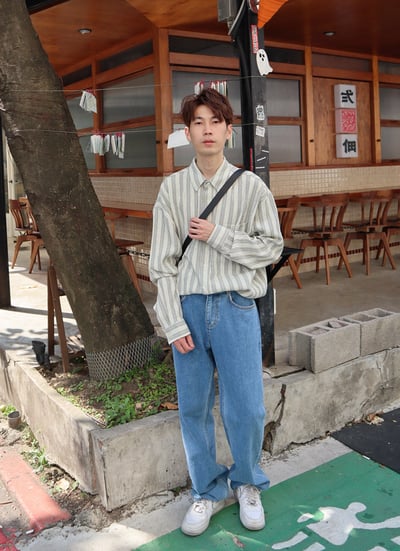 【 Giusto 】藍色系微寬版牛仔褲 基礎必買3