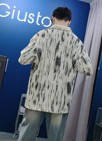 【 Giusto 】羽毛印圖渲染針織短袖襯衫2