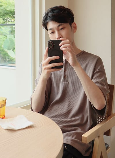 【 Giusto 】布料超舒服前開釦圓領上衣1