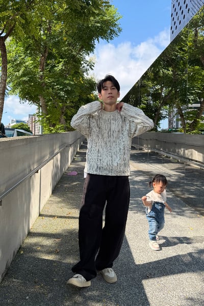 【 Giusto 】交錯直條紋細密薄針織上衣6