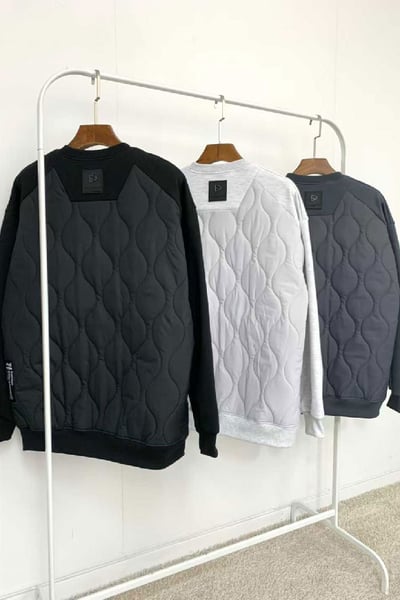 【 Giusto 】背後拼接鋪棉大學T5