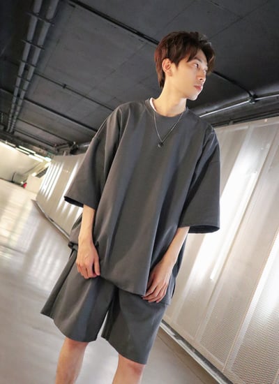 【 Giusto 】熱銷款｜高磅數衣襬開衩套裝 《 短褲 》2