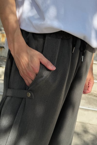 【 Giusto 】暗釦式老爺休閒式西裝寬褲8