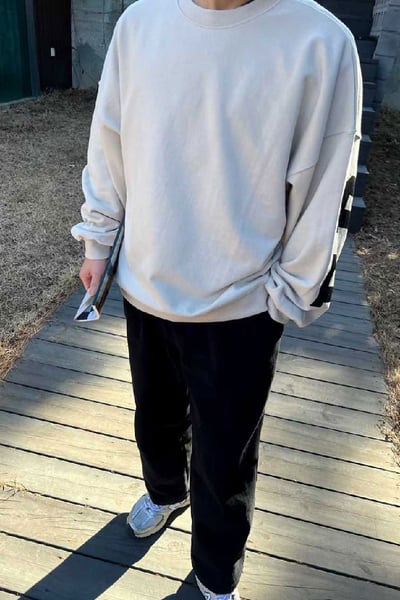 【 Giusto 】背後英字印圖設計大學T6