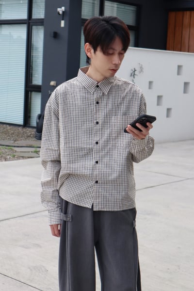 【 Giusto 】日系小格紋短版長袖襯衫4