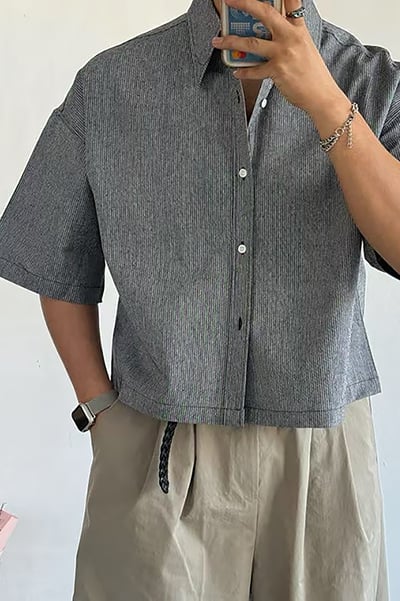 【 優惠只到05/16 】短版直條紋襯衫2