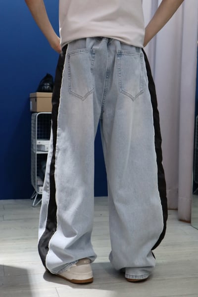 【 Giusto 】側邊條拼接寬版牛仔褲8