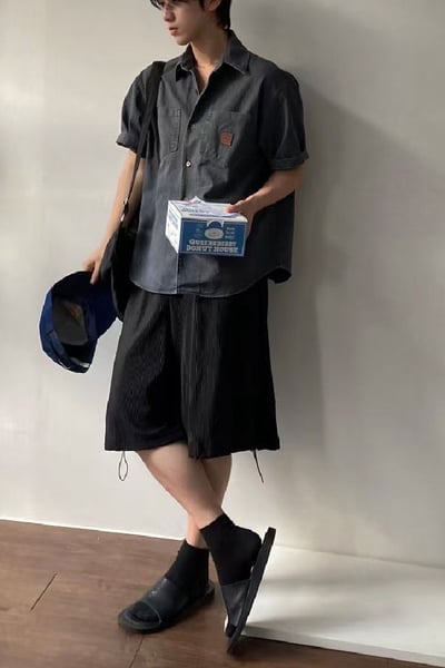 【 優惠只到05/16 】胸前口袋皮革標9