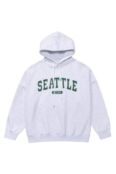 【 Giusto 】胸前英文布標連帽上衣2