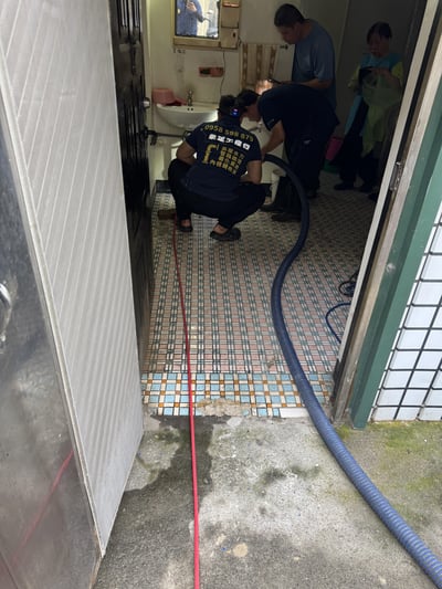 高雄仁武專業抽水肥｜透天厝微整｜化糞池維護｜高壓水刀清洗2