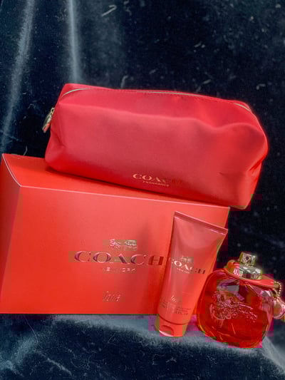 Coach 時尚戀紅女性淡香精禮盒(淡香精90ml+身體乳100ml+盥洗包)4