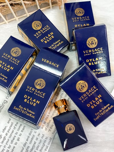 Versace Pour Homme Dylan Blue 狄倫正藍男性淡香水 5ML3