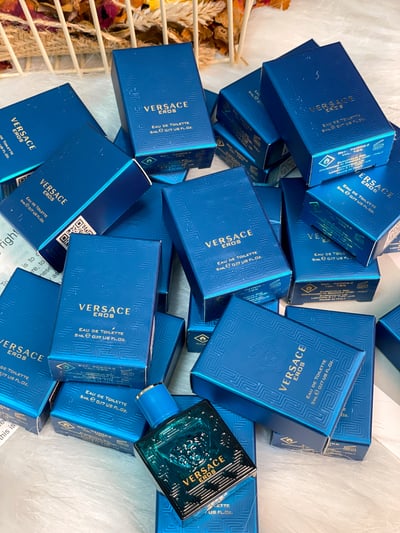 VERSACE EROS 凡賽斯 艾諾斯情緣愛神男性淡香水 5ml1