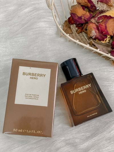 BURBERRY HERO 英雄神話男性淡香精 50ML3