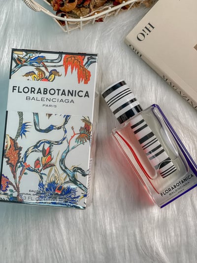 巴黎世家 Balenciaga 實驗玫瑰女性淡香精 100ML2