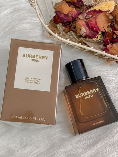 BURBERRY HERO 英雄神話男性淡香精 50ML1