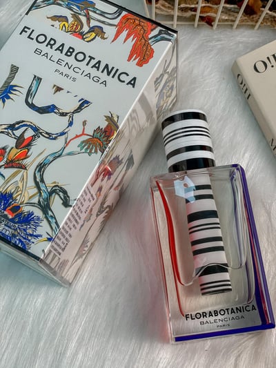 巴黎世家 Balenciaga 實驗玫瑰女性淡香精 100ML4