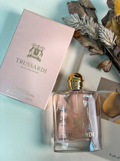 TRUSSARDI玫瑰女性淡香水 100ML3