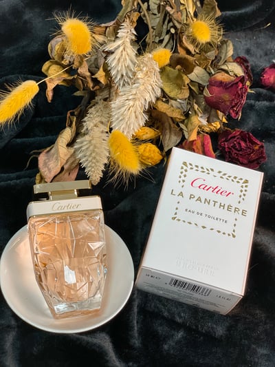每位女性都身懷豹之靈性，每朵花卉都潛藏野性香調  La Panthère美洲豹淡香水 50ML3