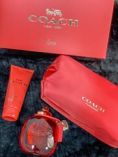 Coach 時尚戀紅女性淡香精禮盒(淡香精90ml+身體乳100ml+盥洗包)1