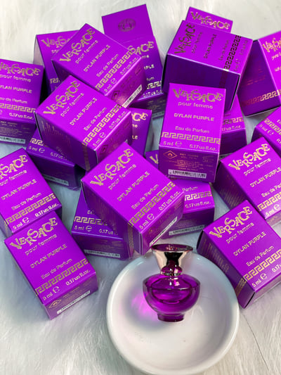 Versace Dylan Purple 凡賽斯狄倫紫女性淡香精 5ML4