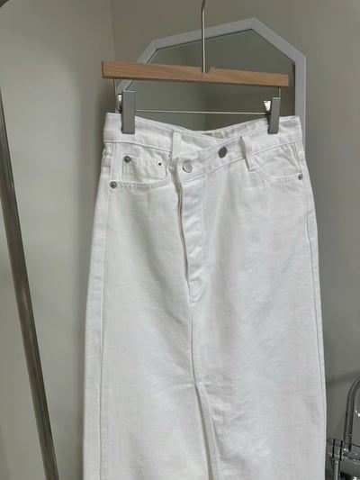♡正韓♡斜排扣白牛仔裙5
