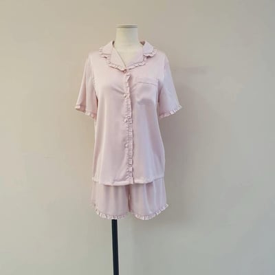 ♡正韓♡荷葉領刺繡愛心睡衣套組7