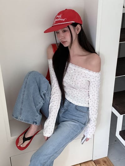 ♡正韓♡小碎花蕾絲蝴蝶結斜切上衣6