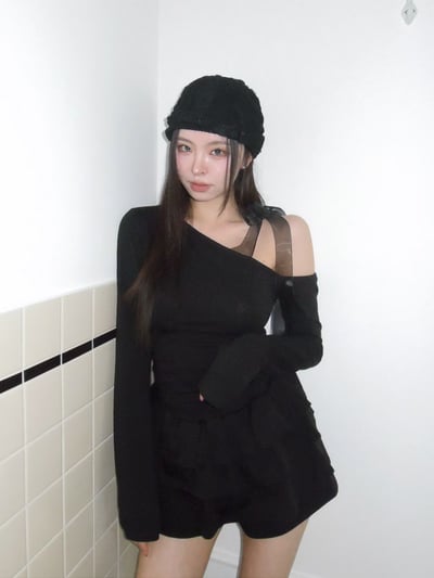 ♡正韓♡斜肩緞帶蝴蝶結上衣1