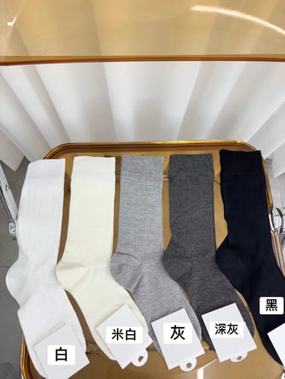 ♡正韓♡夏日涼感素色坑條襪1