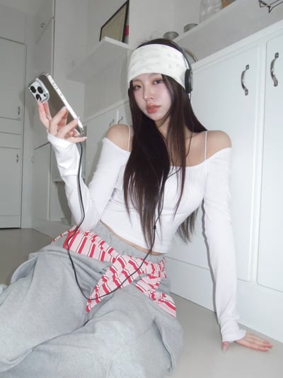 ♡正韓♡細繩肩帶一字bra上衣11