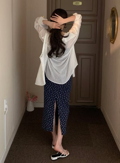 ♡正韓♡小碎花蕾絲後開衩洋裝10