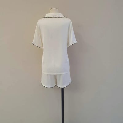 ♡正韓♡荷葉領刺繡愛心睡衣套組6