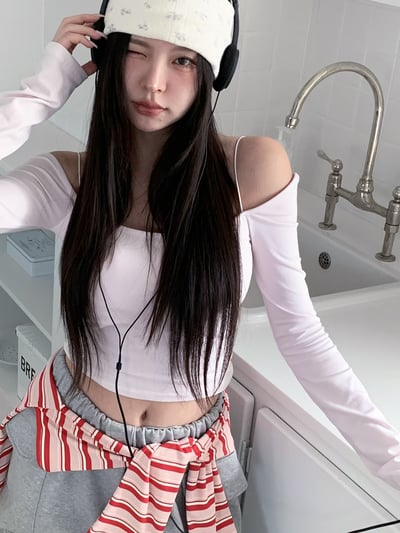 ♡正韓♡細繩肩帶一字bra上衣4