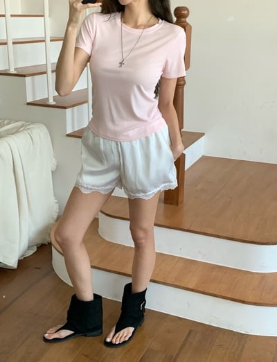 ♡正韓♡光澤感蕾絲短褲6