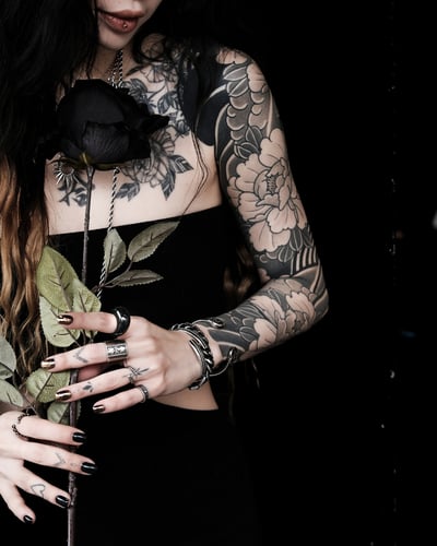 #370 371 黯語 | 港碼11