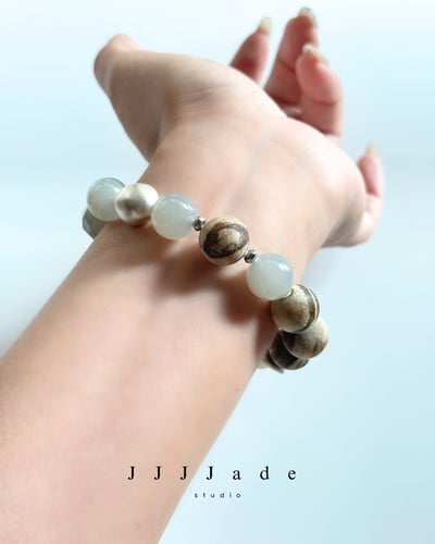 T335 赫若  |  和田玉煙紫手串8