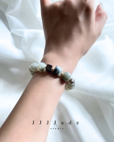 T231牙影 | 白底點墨青花8