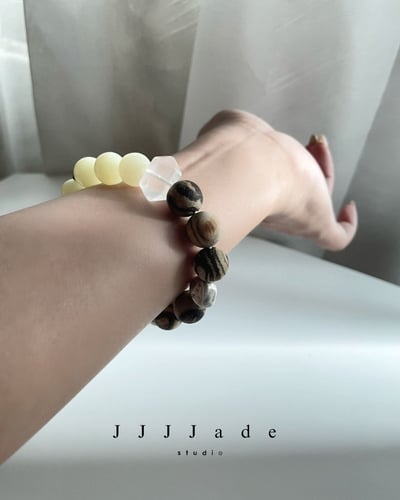 T212 靜軸 |  和田玉黃口+印尼貢木手串7