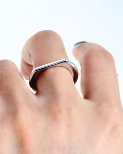 J04  D-SHAPED RING | D型銀戒2