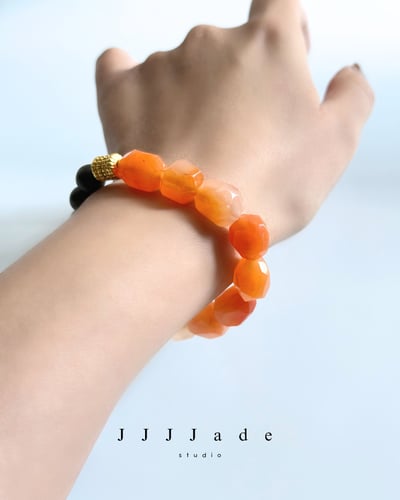 T333 采初 | 南紅 x 奇楠手串6