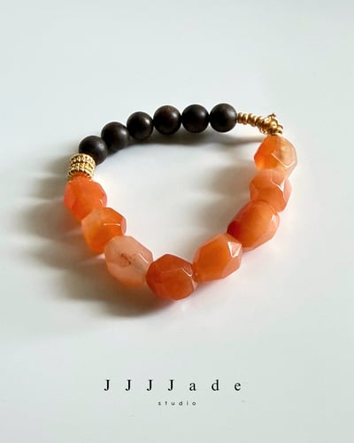 T333 采初 | 南紅 x 奇楠手串2