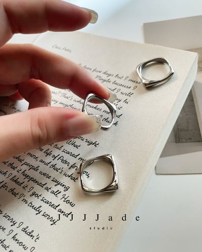 J01  方形幾何戒指3