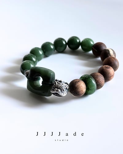 T302 蘊延 | 和田玉手串2