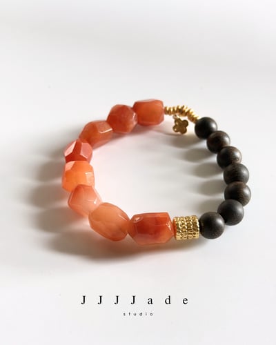 T333 采初 | 南紅 x 奇楠手串9