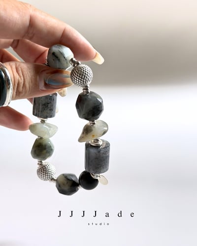 T331 汿野 | 和田玉青花手串4